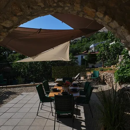 Kuca Za Odmor Baya Villa